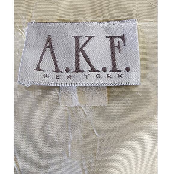 AKF New York VTG 90s Boho Retro Lace Pattern Cream Button Vest Womens Size Small - Picture 6 of 7